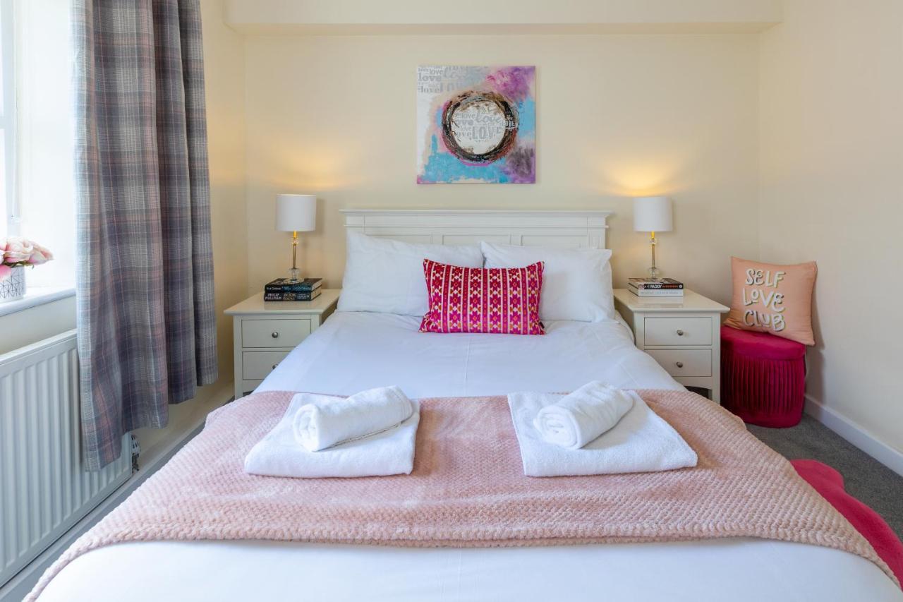 Ilkley Place Extérieur photo